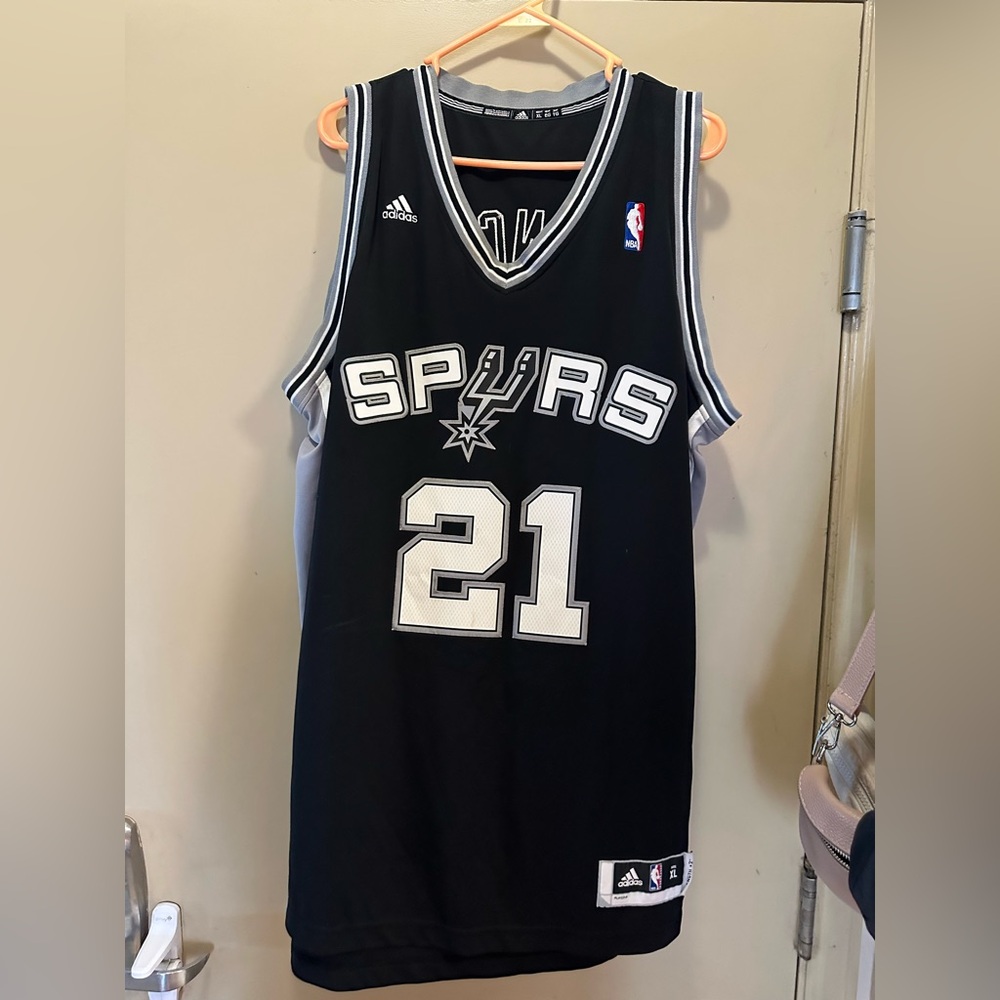 Men’s Tim Duncan San Antonio Spurs Vintage NBA #21 Jersey - Size XL 2” - Adidas